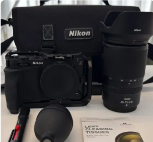 니콘 미러리스 zr + 니콘 28-75 / 2.8  신품급 풀박스 삼각대