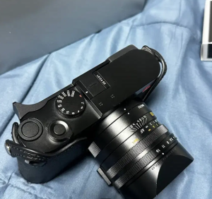 라이카 Q2